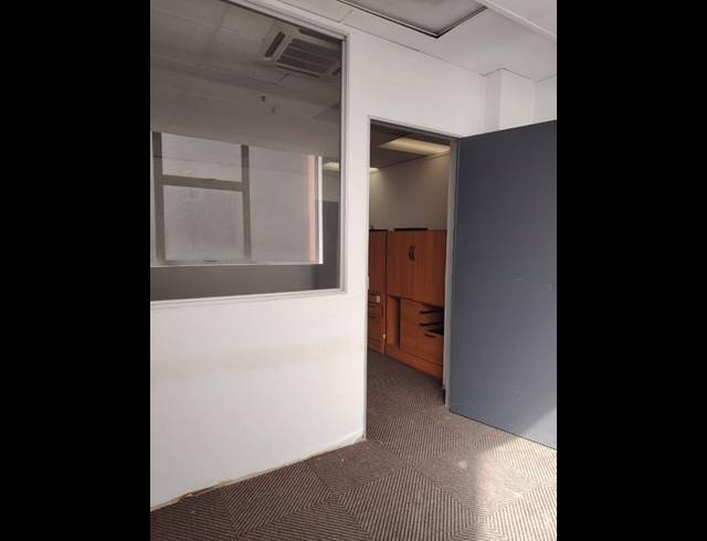 OFFICE PROPERTY TO RENT IN NORTH BEACH